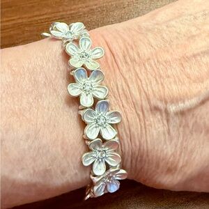 Elegant Silver Tone Floral Bracelet